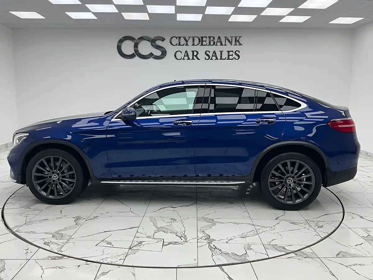 Used 2018 Mercedes-Benz Glc AMG Line Premium Brilliant Blue - Interior and Exterior details 6