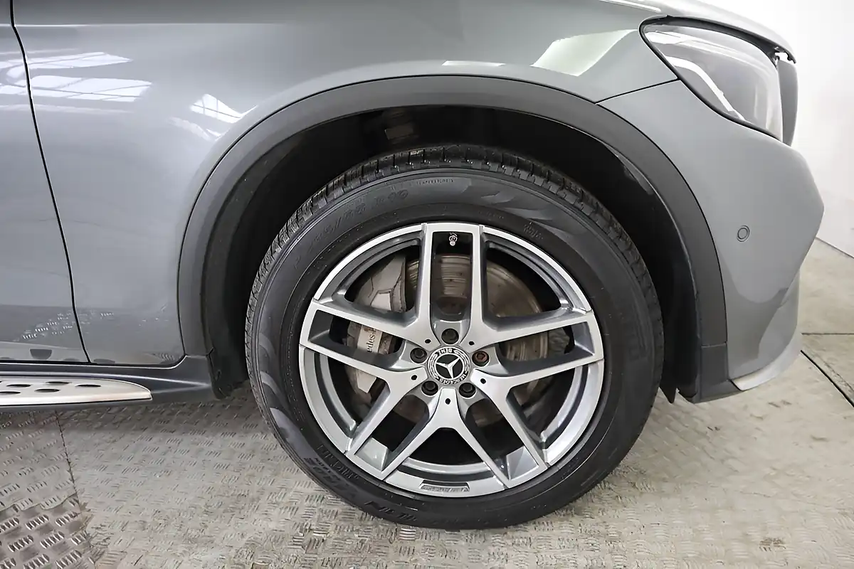 Used 2018 Mercedes-Benz Glc AMG Line Premium Grey - Interior and Exterior details 12