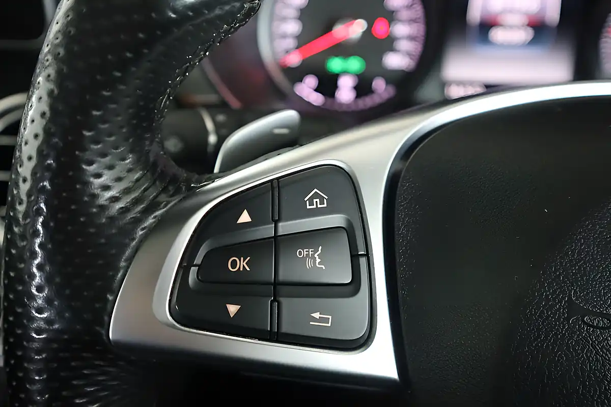 Used 2018 Mercedes-Benz Glc AMG Line Premium Grey - Interior and Exterior details 17