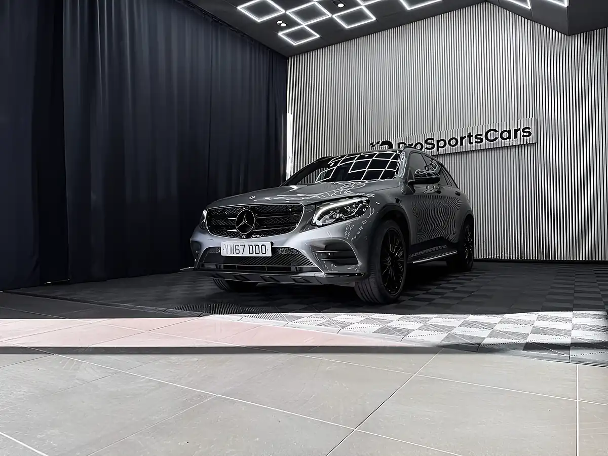 Used 2018 Mercedes-Benz Glc AMG Line (premium Plus) Grey - Interior and Exterior details 9