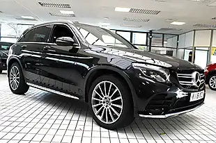 Used 2018 Mercedes-Benz Glc AMG Line (premium Plus) Obsidian Black - Interior and Exterior details 11