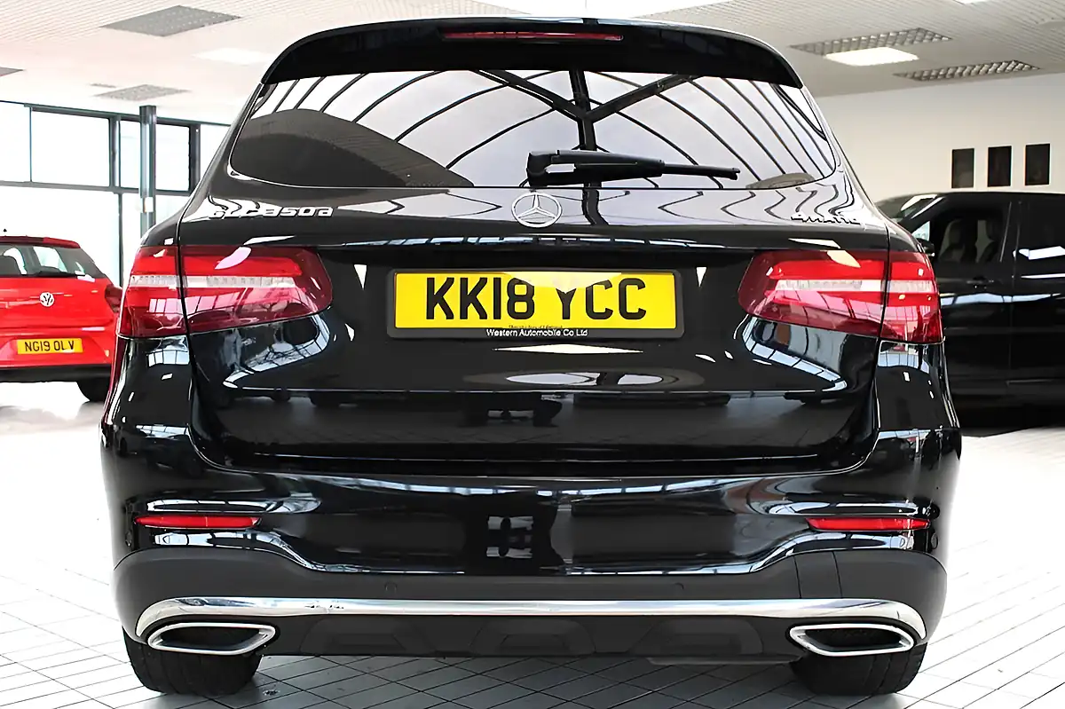 Used 2018 Mercedes-Benz Glc AMG Line (premium Plus) Obsidian Black - Interior and Exterior details 16