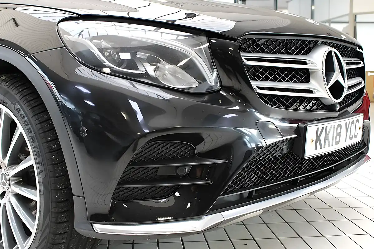 Used 2018 Mercedes-Benz Glc AMG Line (premium Plus) Obsidian Black - Interior and Exterior details 9