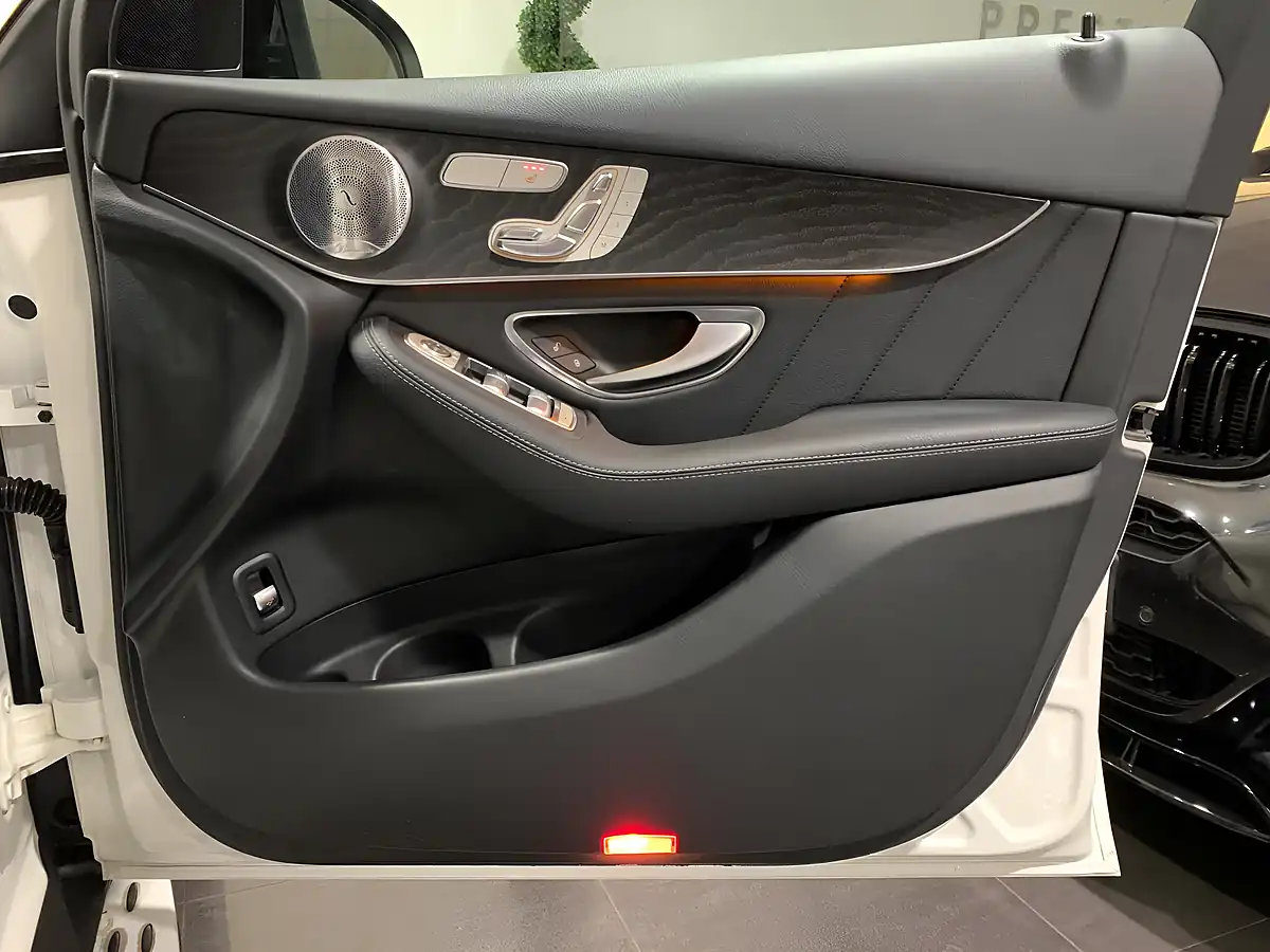 Used 2018 Mercedes-Benz Glc AMG Line Premium Plus White - Interior and Exterior details 15