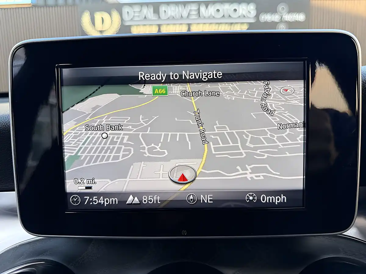 Used 2018 Mercedes-Benz Glc AMG Line White - Interior and Exterior details 15