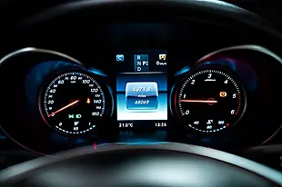Used 2018 Mercedes-Benz Glc AMG Line White - Interior and Exterior details 9