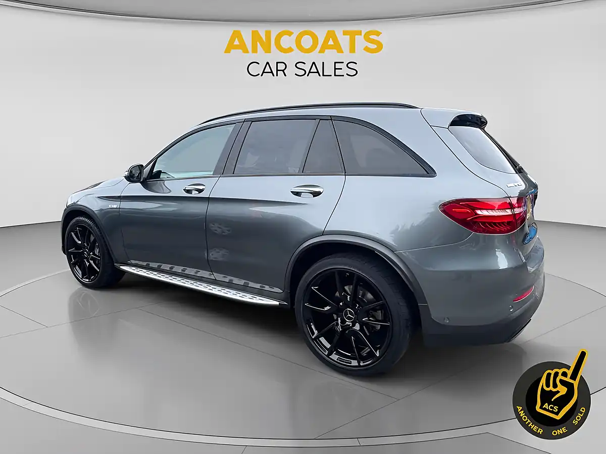 Used 2018 Mercedes-Benz Glc Premium Plus Grey - Interior and Exterior details 3