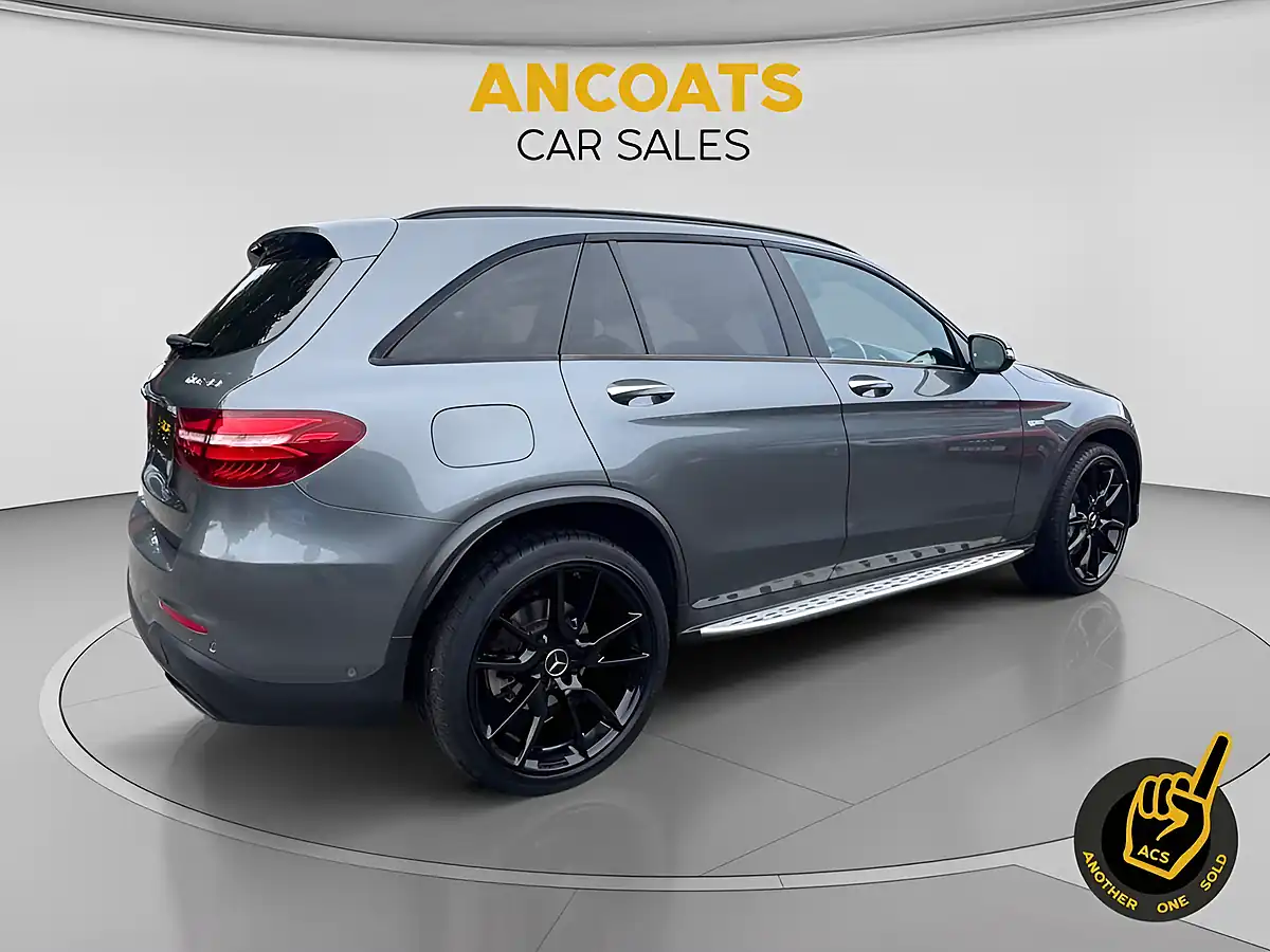 Used 2018 Mercedes-Benz Glc Premium Plus Grey - Interior and Exterior details 5
