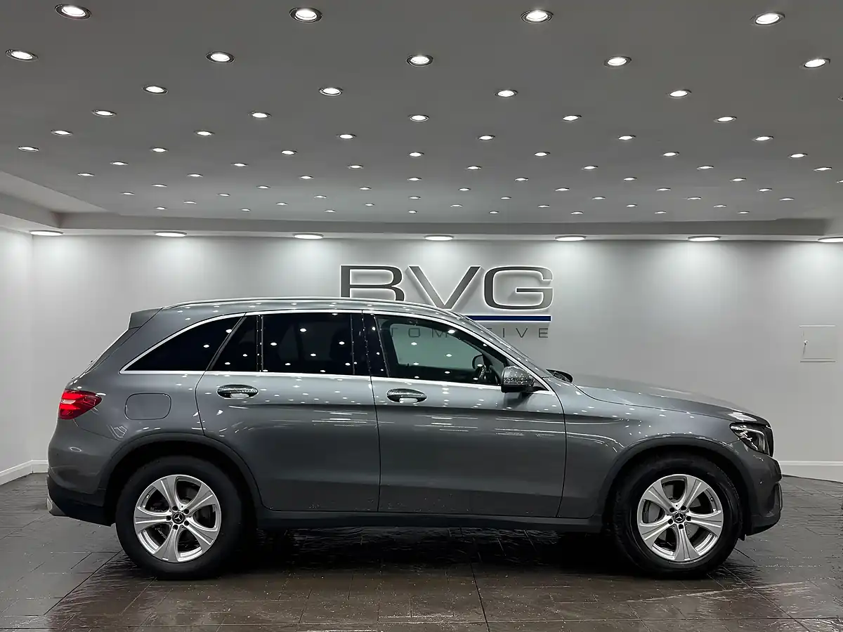 Used 2018 Mercedes-Benz Glc Sport Grey - Interior and Exterior details 6