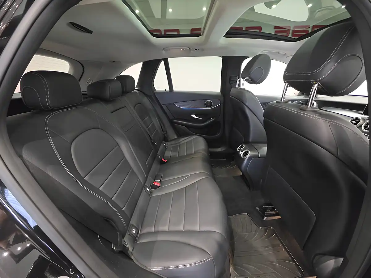 Used 2018 Mercedes-Benz Glc Sport (premium) Black - Interior and Exterior details 14