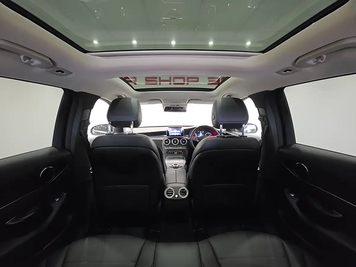 Used 2018 Mercedes-Benz Glc Sport (premium) Black - Interior and Exterior details 16