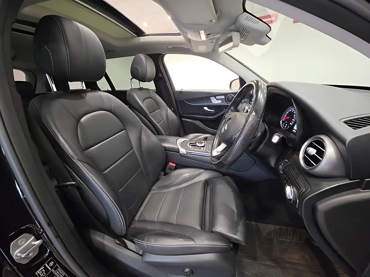 Used 2018 Mercedes-Benz Glc Sport (premium) Black - Interior and Exterior details 18