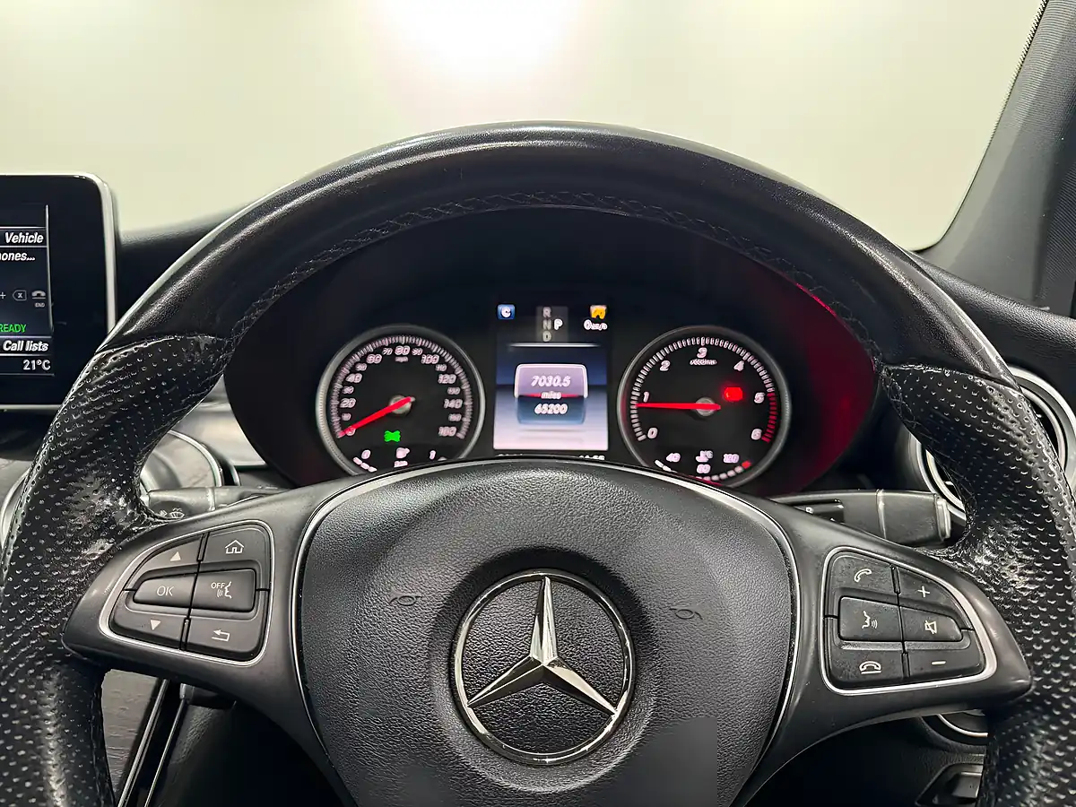 Used 2018 Mercedes-Benz Glc Sport (premium) Coupe White - Interior and Exterior details 14