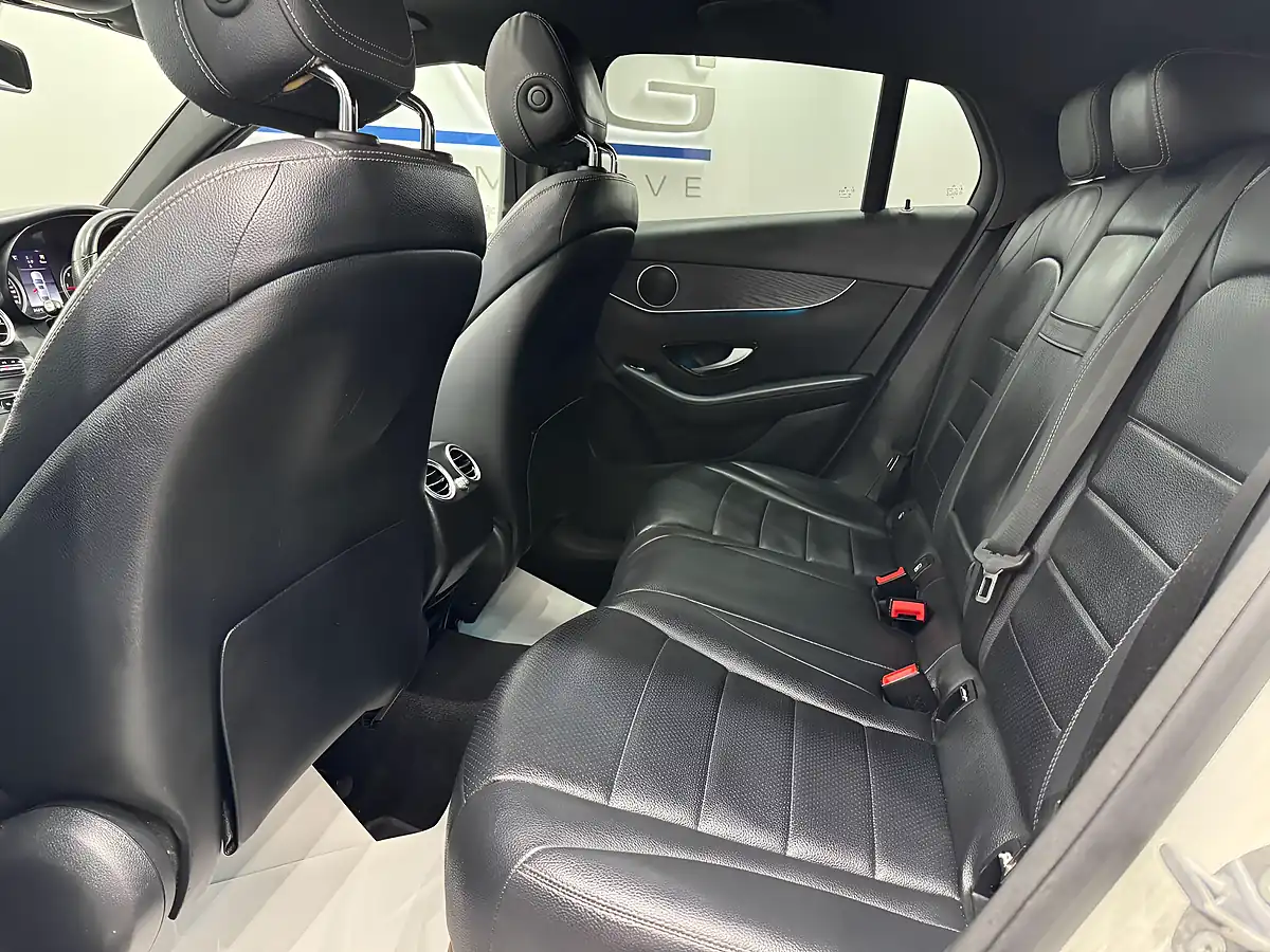 Used 2018 Mercedes-Benz Glc Sport (premium) Coupe White - Interior and Exterior details 16