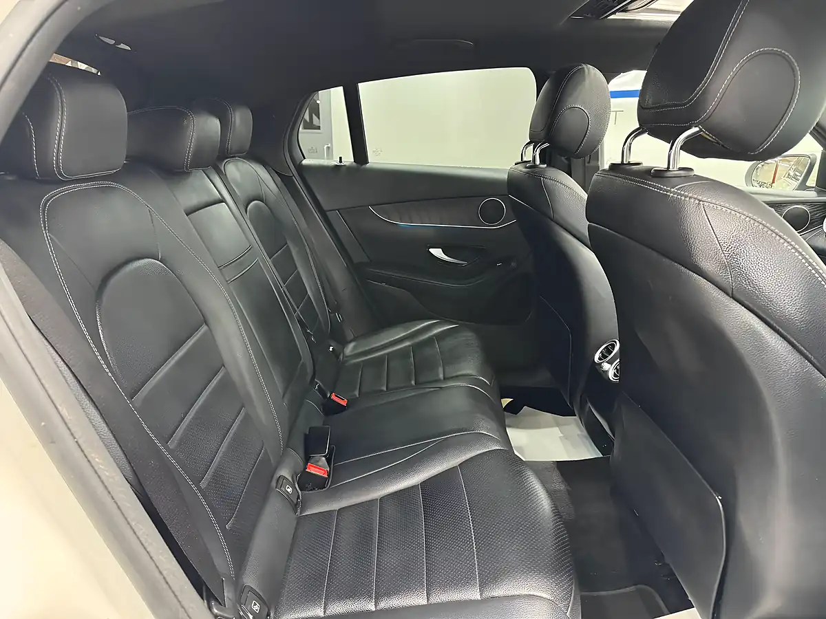 Used 2018 Mercedes-Benz Glc Sport (premium) Coupe White - Interior and Exterior details 17