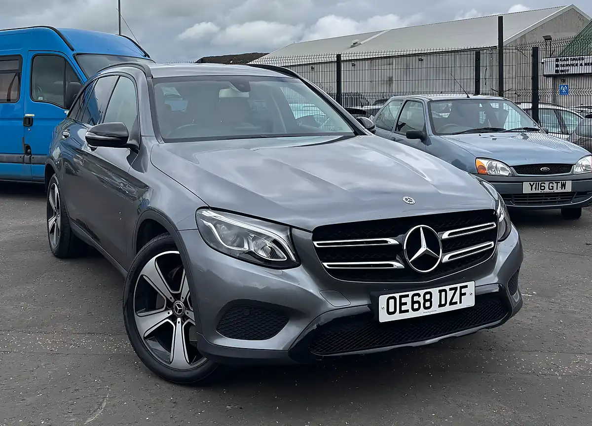Used 2018 Mercedes-Benz Glc Urban Edition Grey - Front View