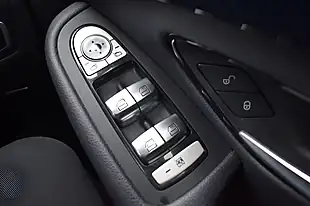 Used 2018 Mercedes-Benz Glc Urban Edition Polar White - Interior and Exterior details 15