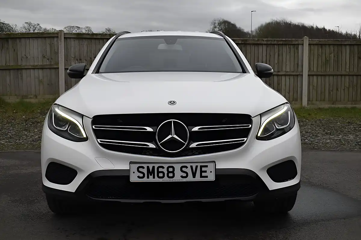 Used 2018 Mercedes-Benz Glc Urban Edition Polar White - Interior and Exterior details 2