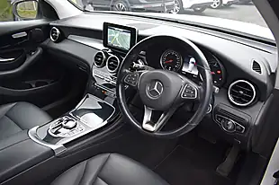 Used 2018 Mercedes-Benz Glc Urban Edition Polar White - Interior and Exterior details 9