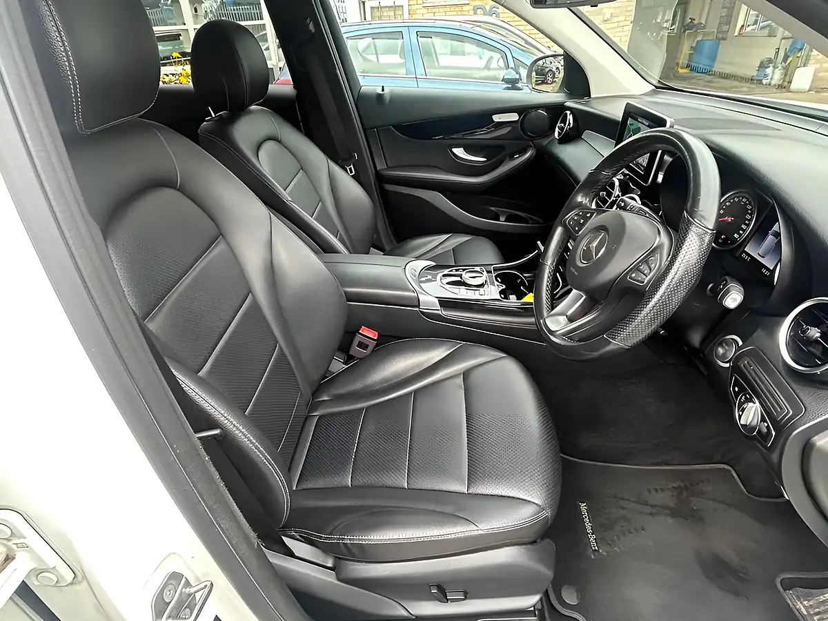 Used 2018 Mercedes-Benz Glc Urban Edition White - Interior and Exterior details 12