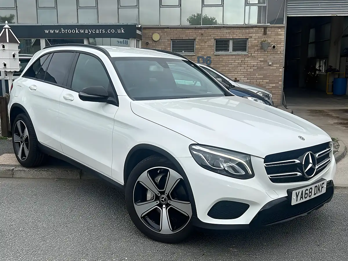 Used 2018 Mercedes-Benz Glc Urban Edition White - Interior and Exterior details 8