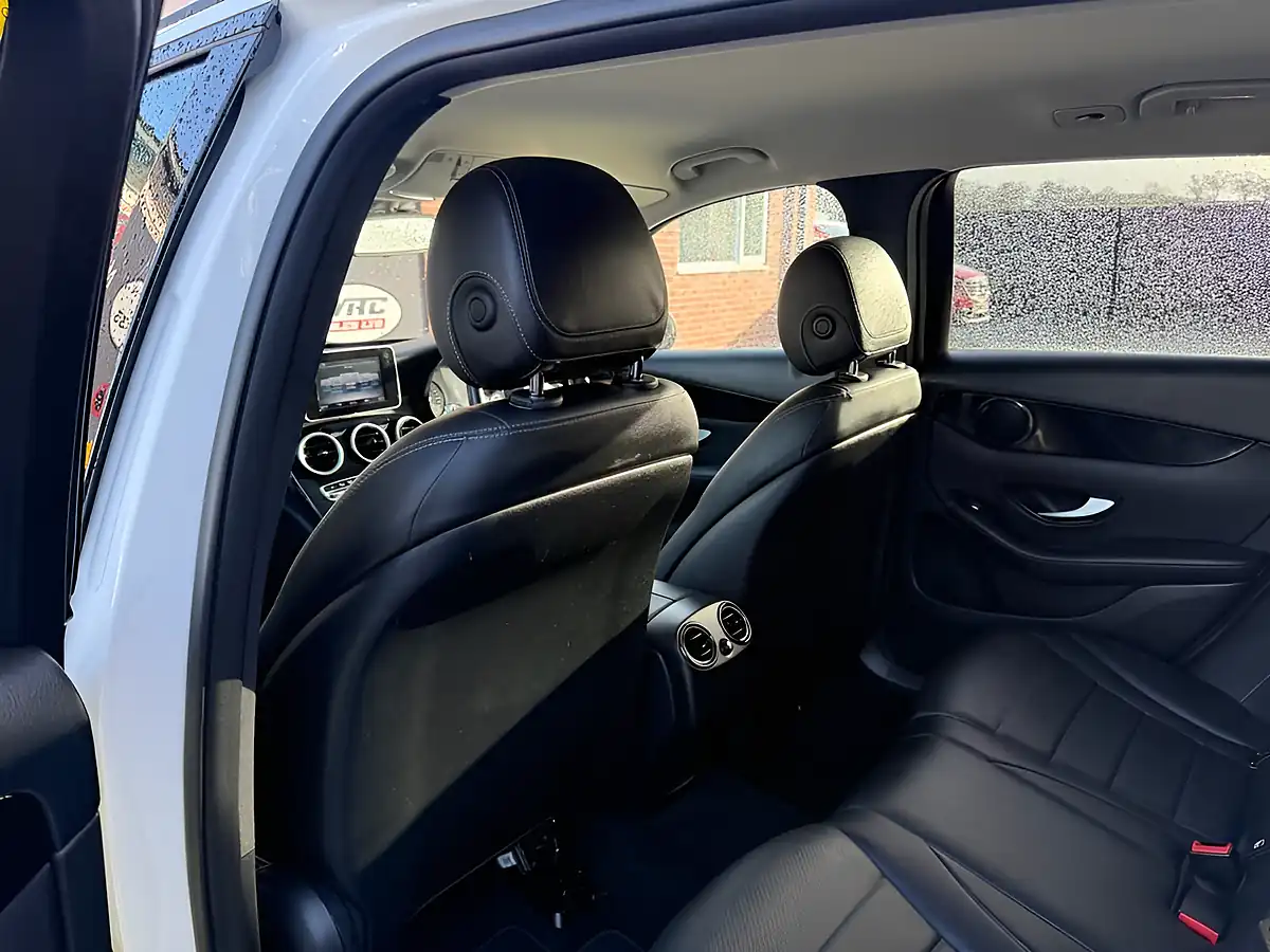 Used 2018 Mercedes-Benz Glc Urban Edition White - Interior and Exterior details 15