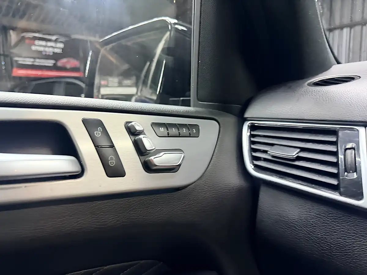 Used 2018 Mercedes-Benz Gle AMG Night Edition Blue - Interior and Exterior details 18