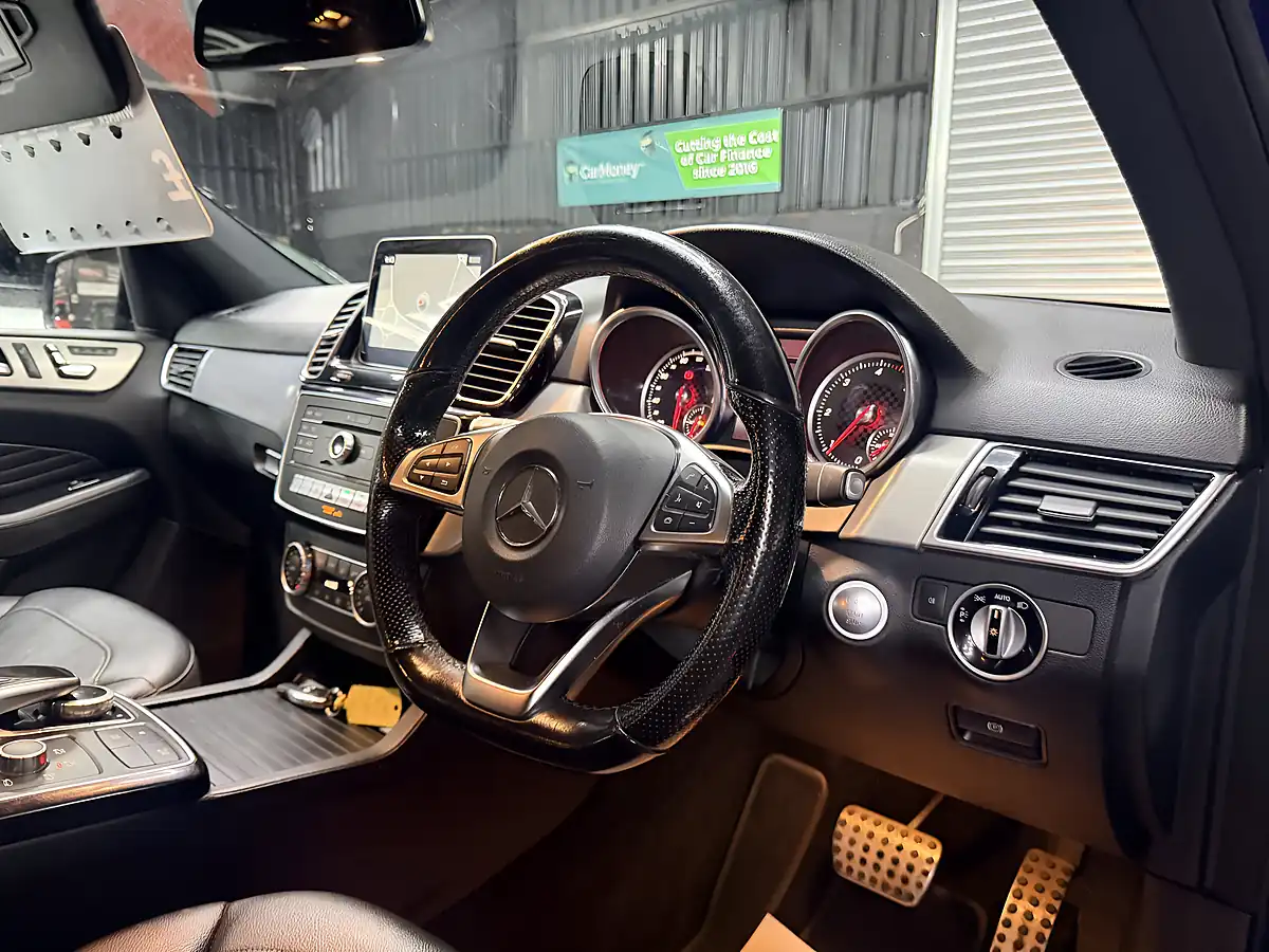 Used 2018 Mercedes-Benz Gle AMG Night Edition Blue - Interior and Exterior details 20