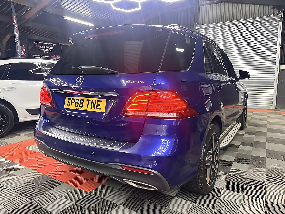 Used 2018 Mercedes-Benz Gle AMG Night Edition Blue - Interior and Exterior details 5