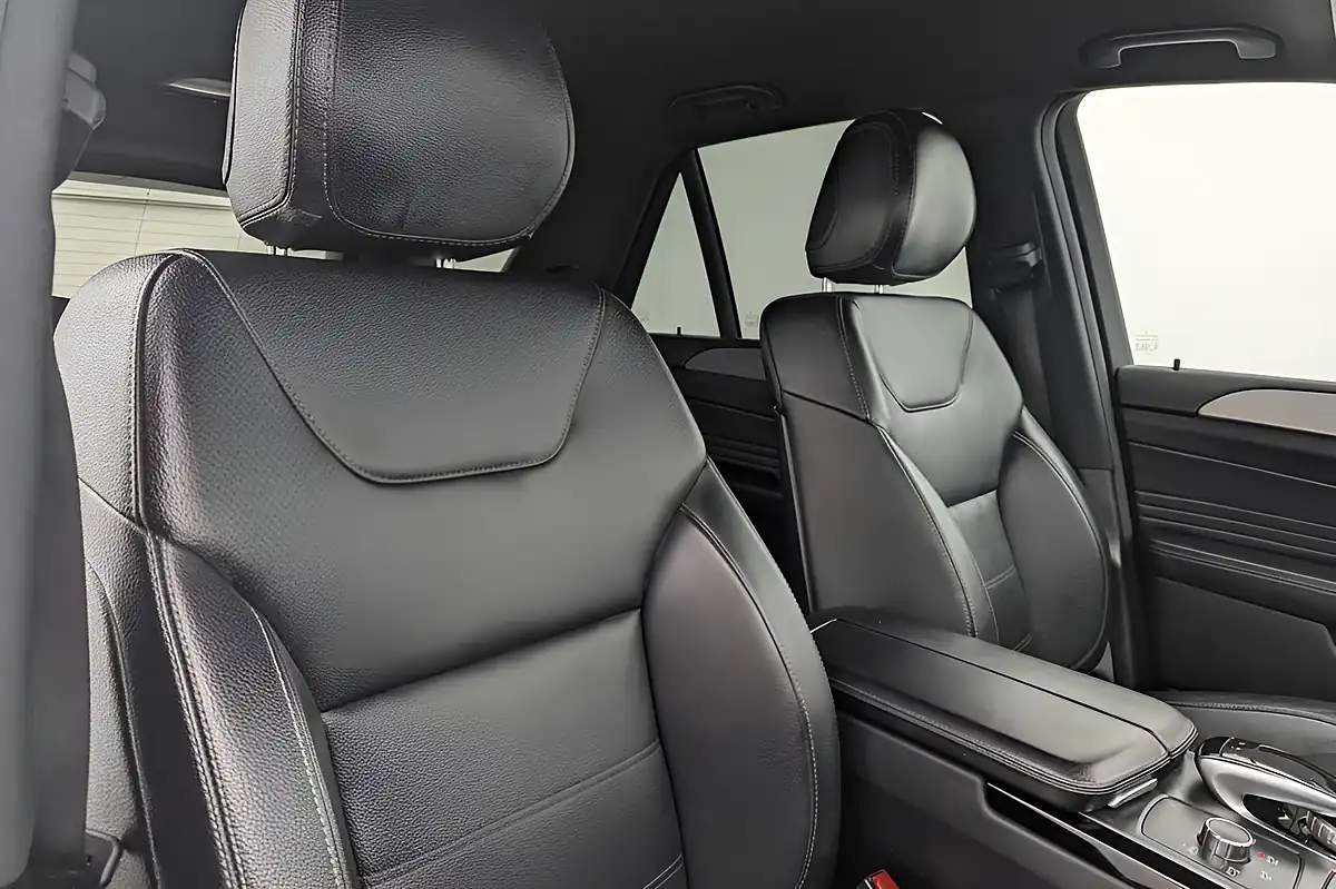 Used 2018 Mercedes-Benz Gle AMG Night Edition White - Interior and Exterior details 11