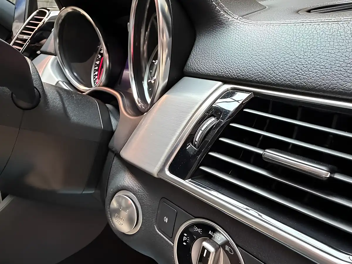 Used 2018 Mercedes-Benz Gle Night Edition Coupe White - Interior and Exterior details 17