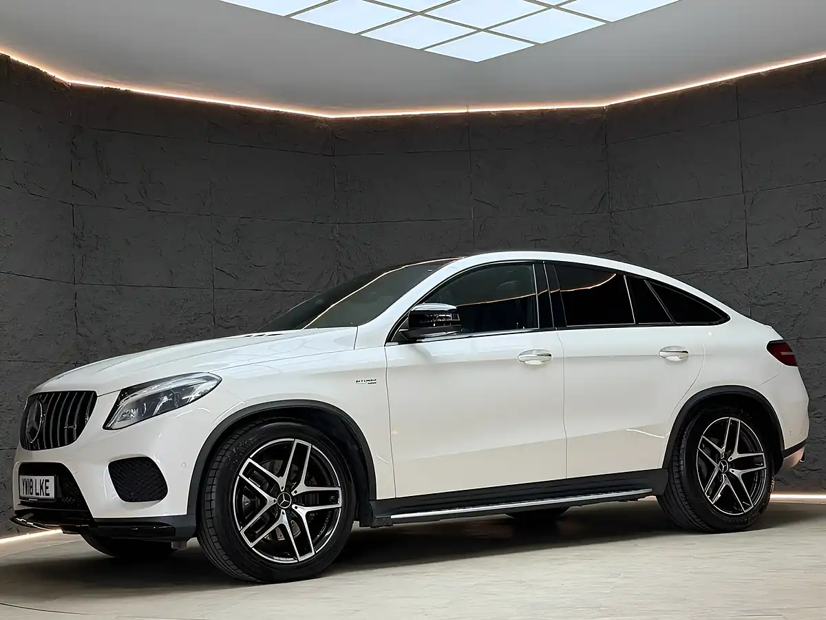 Used 2018 Mercedes-Benz Gle Night Edition Coupe White - Interior and Exterior details 4