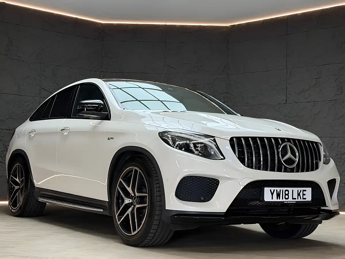 Used 2018 Mercedes-Benz Gle Night Edition Coupe White - Interior and Exterior details 8
