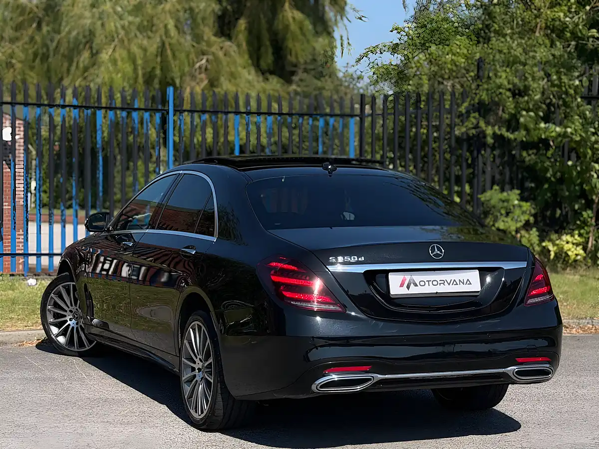 Used 2018 Mercedes-Benz S Class AMG Line (premium Plus) Obsidian Black - Interior and Exterior details 8