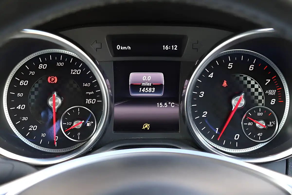 Used 2018 Mercedes-Benz Slc AMG Line White - Interior and Exterior details 10
