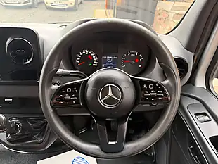 Used 2018 Mercedes-Benz Sprinter 314 Silver - Interior and Exterior details 12