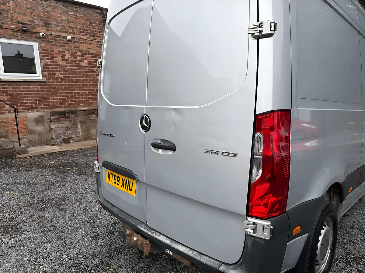 Used 2018 Mercedes-Benz Sprinter 314 Silver - Interior and Exterior details 20