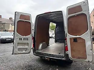 Used 2018 Mercedes-Benz Sprinter 314 Silver - Interior and Exterior details 9