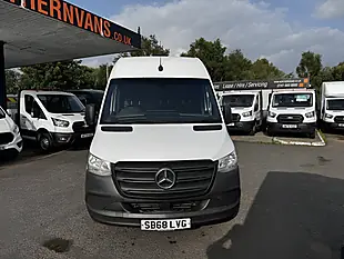 Used 2018 Mercedes-Benz Sprinter 314 White - Interior and Exterior details 6