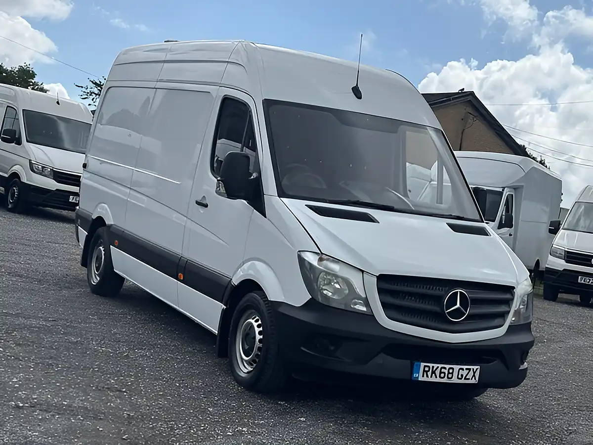 Used 2018 Mercedes-Benz Sprinter L2 H2 Mwb White - Interior and Exterior details 2
