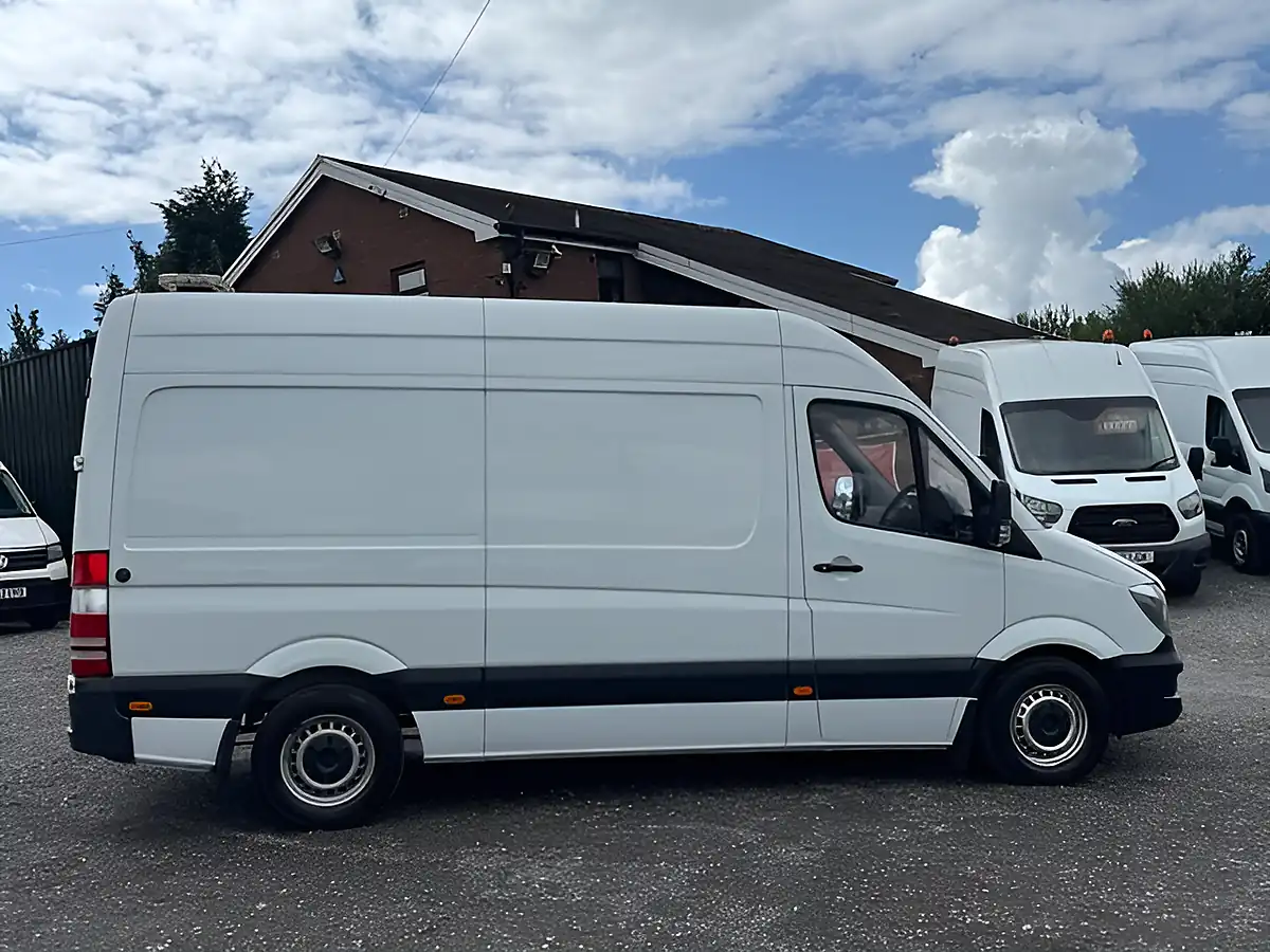 Used 2018 Mercedes-Benz Sprinter L2 H2 Mwb White - Interior and Exterior details 3