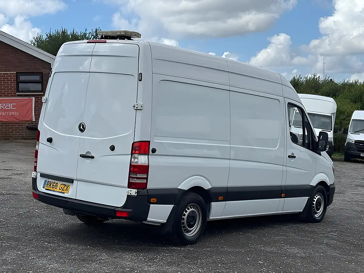 Used 2018 Mercedes-Benz Sprinter L2 H2 Mwb White - Interior and Exterior details 5