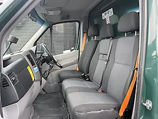 Used 2018 Mercedes-Benz Sprinter Luton Green - Interior and Exterior details 10