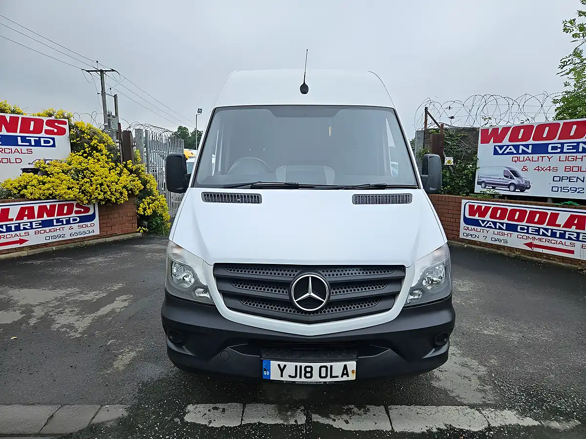 Used 2018 Mercedes-Benz Sprinter Lwb White - Interior and Exterior details 3