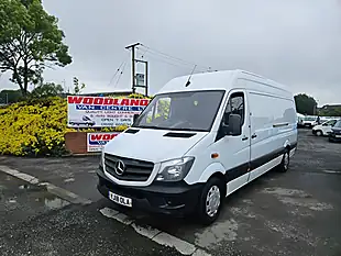 Used 2018 Mercedes-Benz Sprinter Lwb White - Interior and Exterior details 4