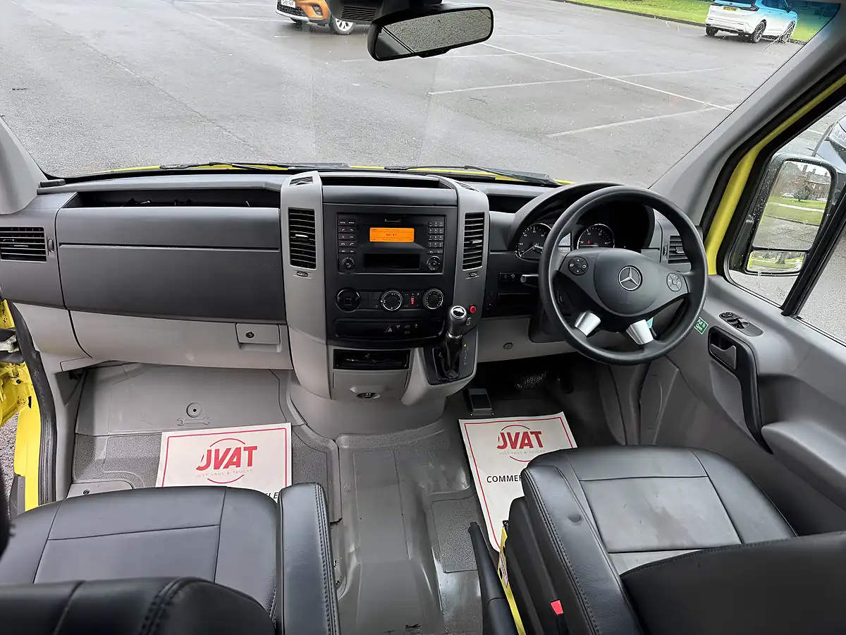 Used 2018 Mercedes-Benz Sprinter Lwb Yellow - Interior and Exterior details 12