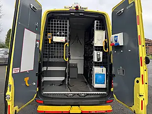 Used 2018 Mercedes-Benz Sprinter Lwb Yellow - Interior and Exterior details 13