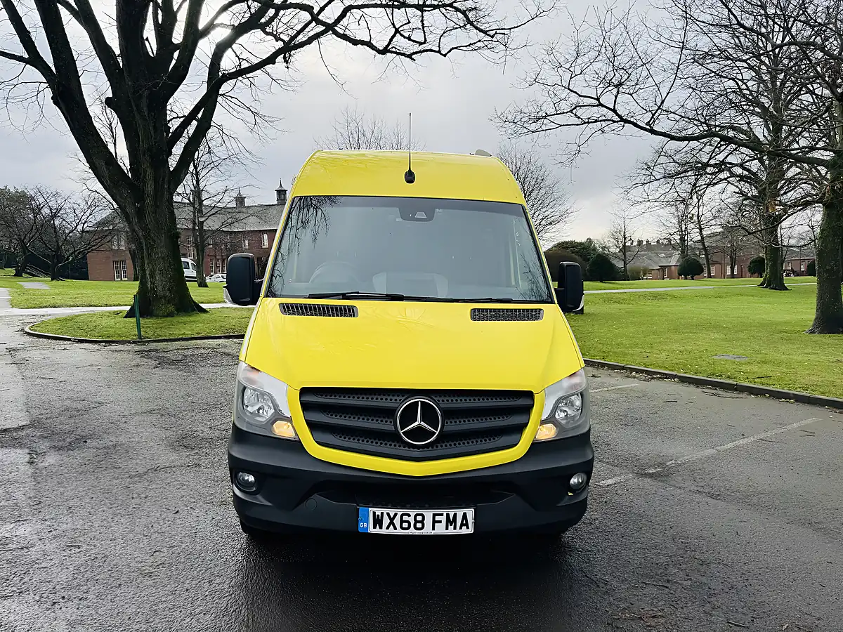 Used 2018 Mercedes-Benz Sprinter Lwb Yellow - Interior and Exterior details 3