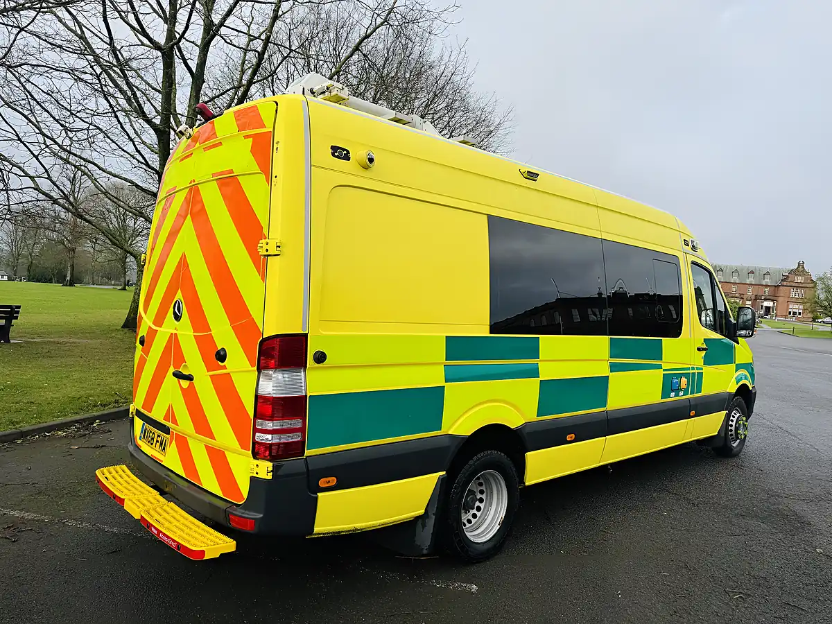 Used 2018 Mercedes-Benz Sprinter Lwb Yellow - Interior and Exterior details 7