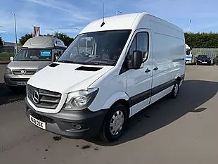 Used 2018 Mercedes-Benz Sprinter Panel Van L1 White - Interior and Exterior details 3